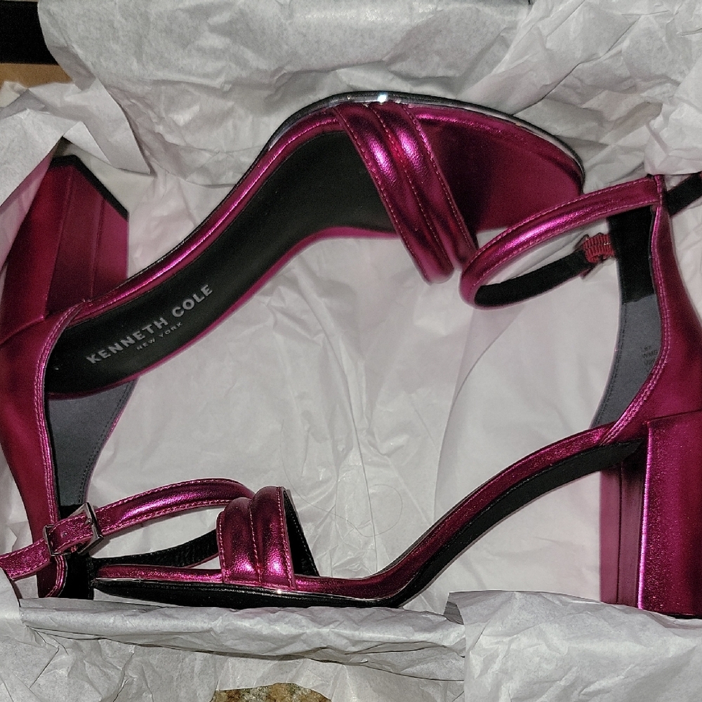 Kenneth Cole Women's Pink Heeled Sandals - Picture 4 of 5